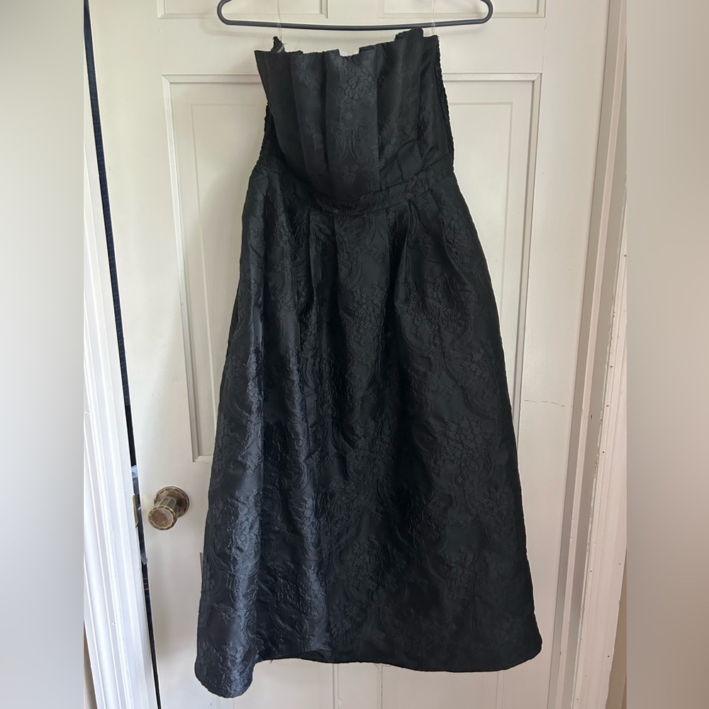 Entro Elegant Black Strapless Dress size Large